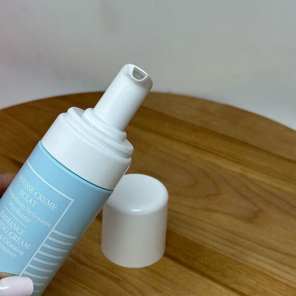 Sisley Radiance Foaming Cream Make-Up Remover NEW - Picture 3 of 4